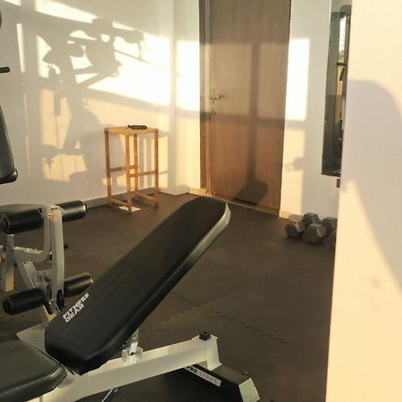 Murex Plaza Hotel & Suites Монровия Екстериор снимка