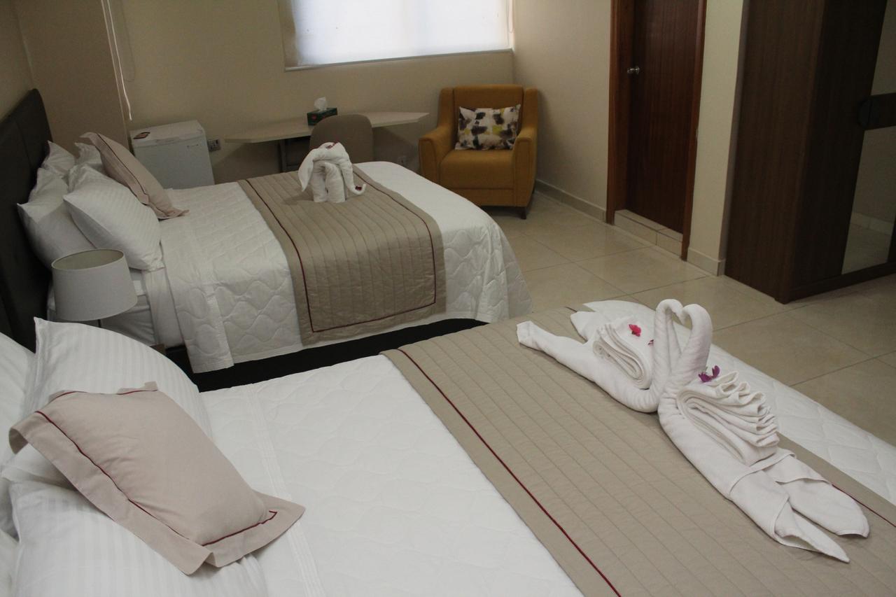 Murex Plaza Hotel & Suites Монровия Екстериор снимка