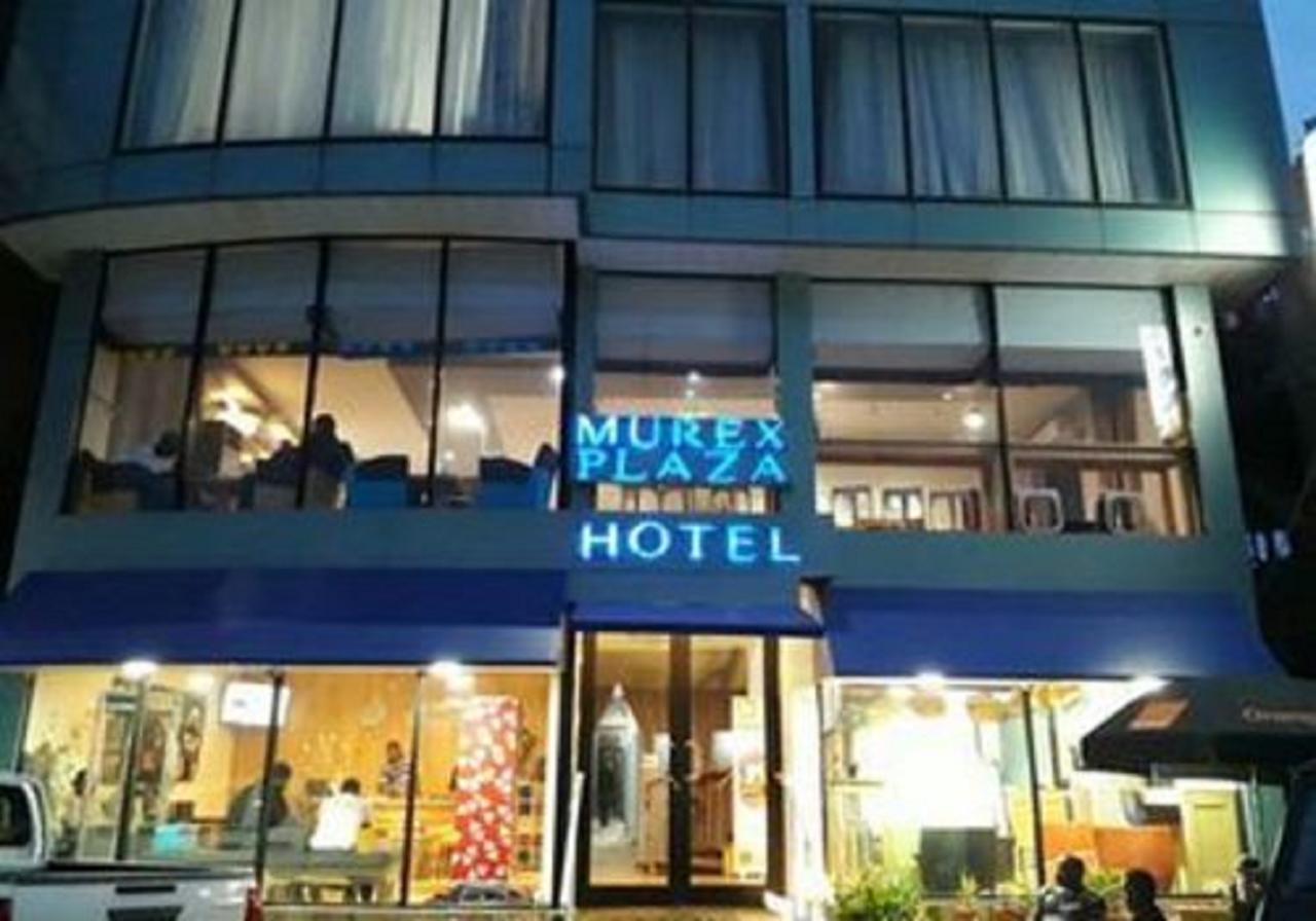 Murex Plaza Hotel & Suites Монровия Екстериор снимка
